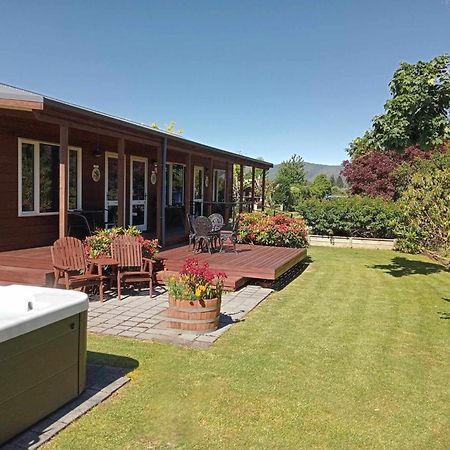 Blue Ridge Studios And Bed & Breakfast Te Anau Exterior foto