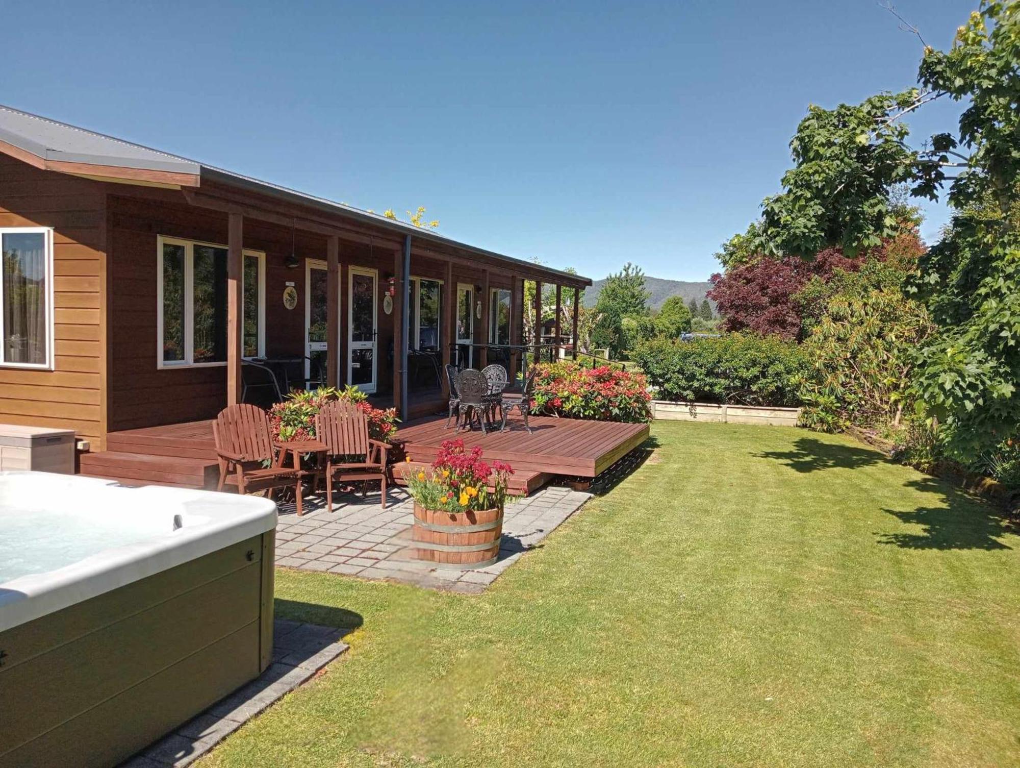 Blue Ridge Studios And Bed & Breakfast Te Anau Exterior foto