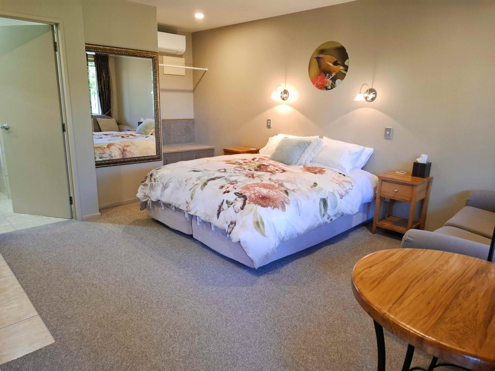 Blue Ridge Studios And Bed & Breakfast Te Anau Exterior foto